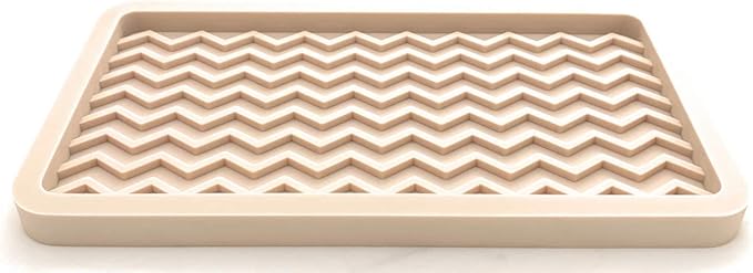 Happitasa Silicone Kitchen Sink Organizer Tray, Sponge Holder and Countertop Protector | Bathroom and Kitchen Soap Dish and Dispenser Tray (Sand Dollar, 10" x 5.25", 10.3 Ounces, Zigzag)