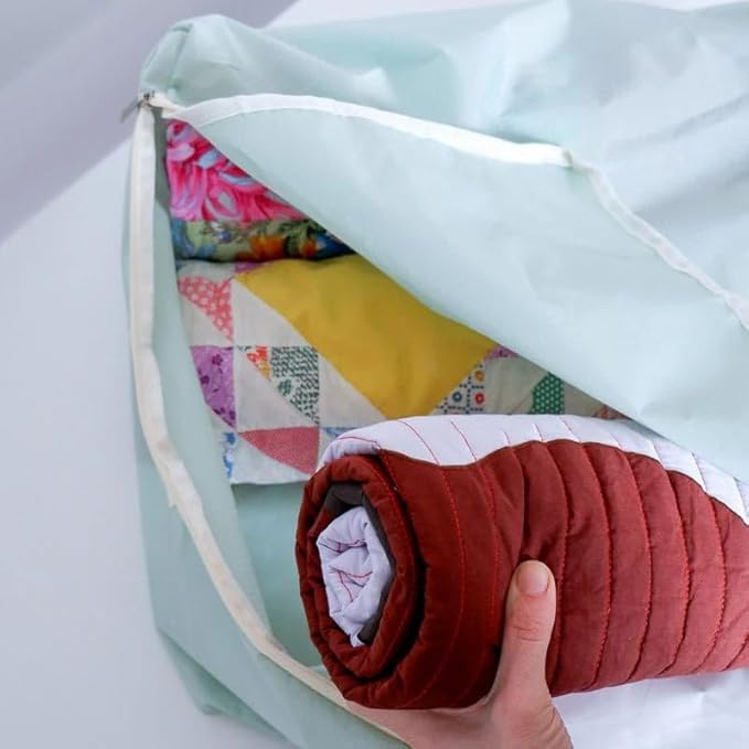 Quilt Storage Bag - Standard Size (22L x 15"W x 8"H) - Winter Green"