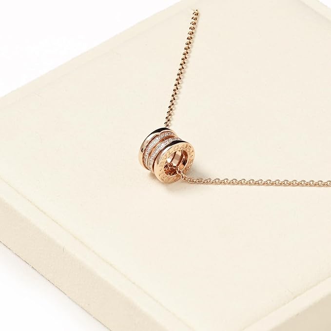 Oirlv Microfiber Jewelry Pendant Display Tray Jewelry Necklace Organizer Display Tray(Beige)