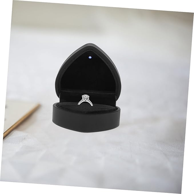 Heart Shaped Jewelry Box with LED Light Ring Case for Engagement Wedding Proposal Versatile Storage for Rings Earrings Necklaces Romantic Black Display Organizer