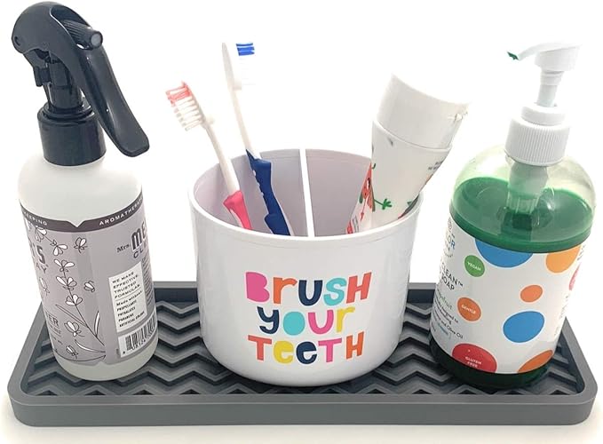 Happitasa Silicone Kitchen Sink Organizer Tray, Sponge Holder and Countertop Protector | Bathroom and Kitchen Soap Dish and Dispenser Tray (Grey, 12" x 4", 9.2 Ounces, Zigzag)