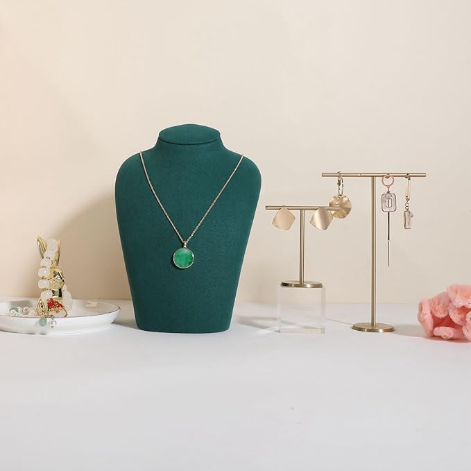 GemeShou Green necklace hanger jewelry organizer, Velvet jewelry stand necklace holder, jewelry mannequin bust for necklaces, Jewelry boutique store photography props【Green-Medium height 7.87 inch】