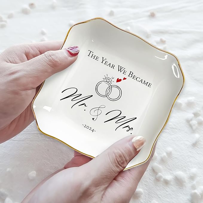 OASSIE Anniversary Wedding Gifts for Her Wife - 4"x4" Ceramic Jewelry Dish Tray - Engagement Newlyweds Couples Gifts for Women Her Wife, Mr and Mrs Decorative Trinket Dish