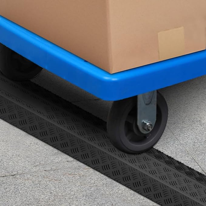 VEVOR Thermoplastic Rubber Drop Over Cable Cover Ramp, 2,000 lbs/axle Load Capacity, Heavy Duty TPR Cable Hose Protector Ramp, Floor Cord Cover for High Walking Traffic Areas Home Office Warehouse