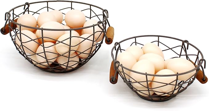 CVHOMEDECO. Round Wire Egg Baskets Rustic Fruit Baskets with Wooden Handles Primitives Vintage Collecting Basket. Rusty, Set of 2