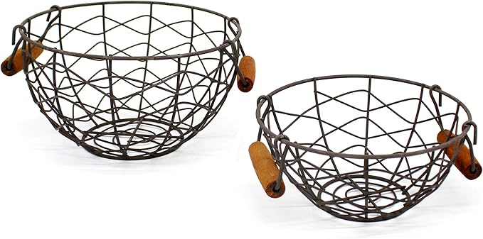 CVHOMEDECO. Round Wire Egg Baskets Rustic Fruit Baskets with Wooden Handles Primitives Vintage Collecting Basket. Rusty, Set of 2