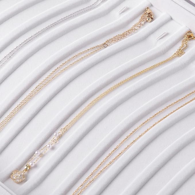 Frebeauty 15 Hooks Necklace Tray,Neckalce Organizer with Clear Lid,Velvet Necklace Holder Box,Jewelry Organizer for Pendants Chains,13.8x9.5x2 inches Necklace Jeweley Tray for Women(White)