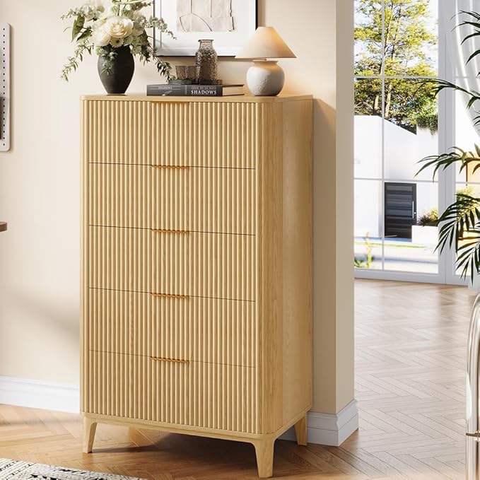 Fluted 5 Drawers Dresser for Bedroom, 45" Modern Tall Chest of Drawers with Wood Grain, Farmhouse Wooden Vertical Dresser, Curved Profile Design, Wood Drawer Organizer for Closet, Hallway Natural
