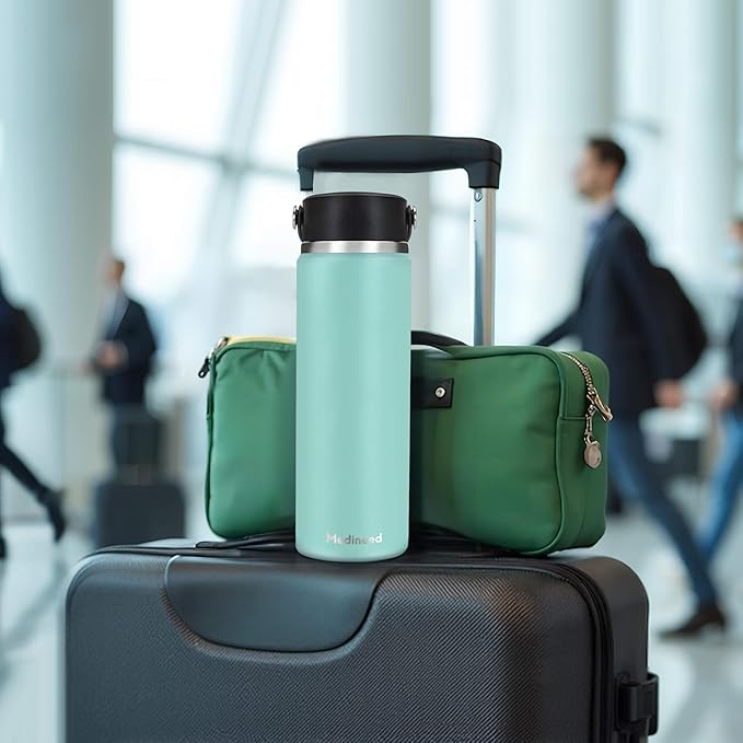 Insulin Cooler Travel Case Tsa Approved, 3-5 Pens Medicine Travel Cooler Temp Display, Diabetes Case with Reusable Ice Pack, Refrigerated Medication Organizer for Diabetic Supplies (Seafoam)
