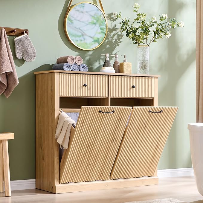 Modern Double Tilt-Out Laundry Hamper Cabinet, 20 Gallon Fluted Trash Can Cabinet with 2 Drawers, Wooden Hidden Garbage Can Cabinets with Laundry Basket, for Bathroom and Kitchen, Natural Oak
