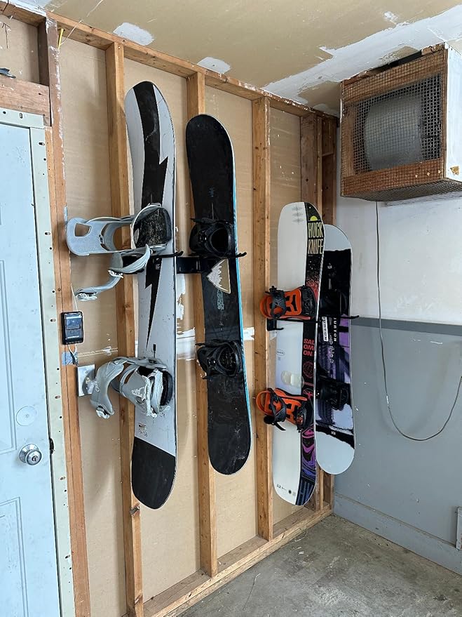 Wall Mount Ski Storage Rack,Garage Snowboard Storage Organizer 4 Pairs Metal Hooks Indoor Outdoor System Organization (Black 1pack)