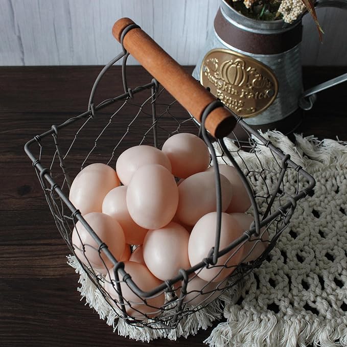 CVHOMEDECO. Square Chicken Wire Egg Basket Fruit Basket with Wooden Handle Primitives Vintage Gathering Basket. Rusty