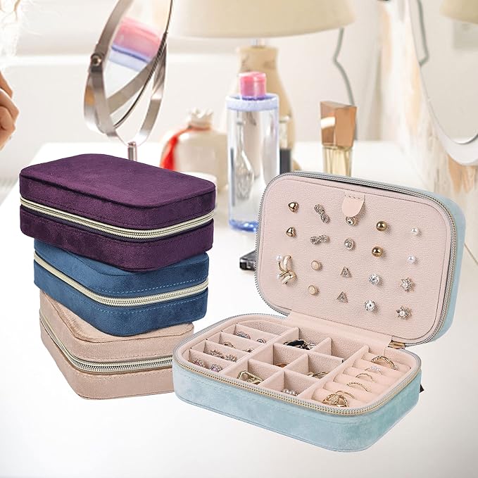 Dajasan Velvet Jewelry Boxes, Mini Travel Jewelry Case, Small Portable Travel Jewelry Organizer Box for Earrings Bracelets Rings Necklace (Cyan Blue)