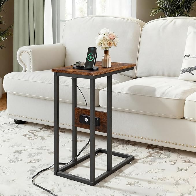 VECELO C Shaped End Side Table with Charging Station & Power Outlets for Couch Sofa/Bed, Snack TV Tray with Metal Frame for Living Room Bedroom 1 PCS, Brown