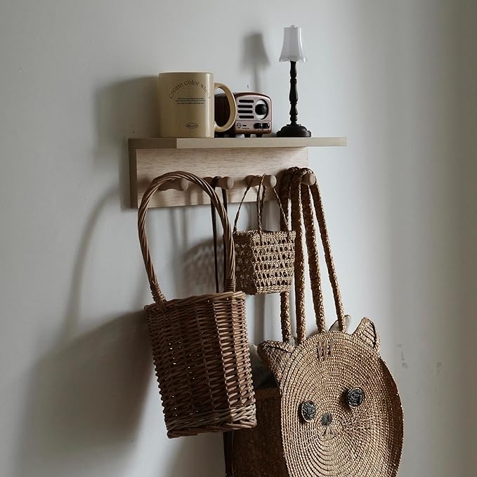 Entrance Coat Rack ，Coat Hooks, Wall-Mounted Wooden Hook Rack, Wall-Mounted Shelves are Very Suitable (Birch Colored Veneer)