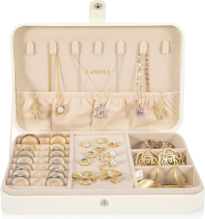 LANDICI Small Jewelry Box for Women Girls, PU Leather Travel Jewelry Case, Portable Jewelry Organizer Storage Holder Display for Ring Earrings Necklace Bracelet Bangle Men Kids Gift, White