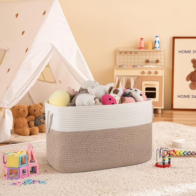 95L Extra Large Blanket Basket with Lid, 24" x 16.9" x 14.2" Woven Storage Basket for Living Room, Rectangle Nursery Blanket Storage for Toys, Towels, Dirty Clothes, Yellow & White
