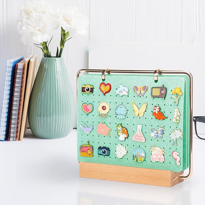 PACMAXI Pin Display Organizers, Brooch Pin Holder, Enamel Pin Display Pages for Store 180+ Pins, Pin Collection Storage Calendar Wooden Stand with 6 Pages (Not Include Any Accessories)（Green）