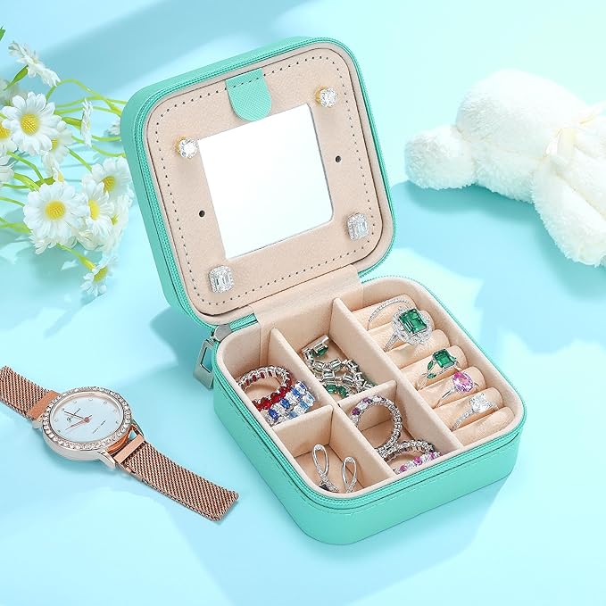 Parima Initial Jewelry Box for Women Girls, Blue Jewelry Travel Case | Chenille Letter Patches Jewelry Box | Multifunctional Personalized Travel Jewelry Case | Birthday Gifts - Letter D, Blue