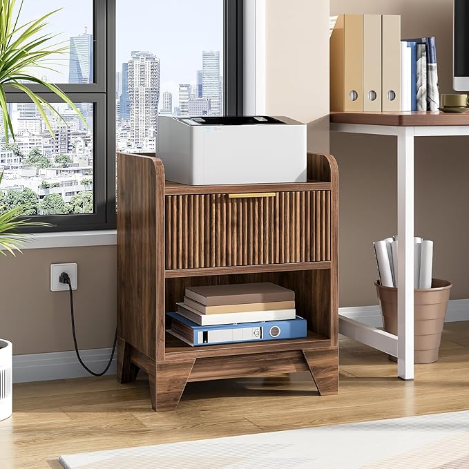 HOOBRO Fluted Nightstand with Charging Station, End Table with Hidden Drawer, Modern Bedside Table, Wooden Night Stand for Bedroom, Study, Dark Walnut WL351UBZ01
