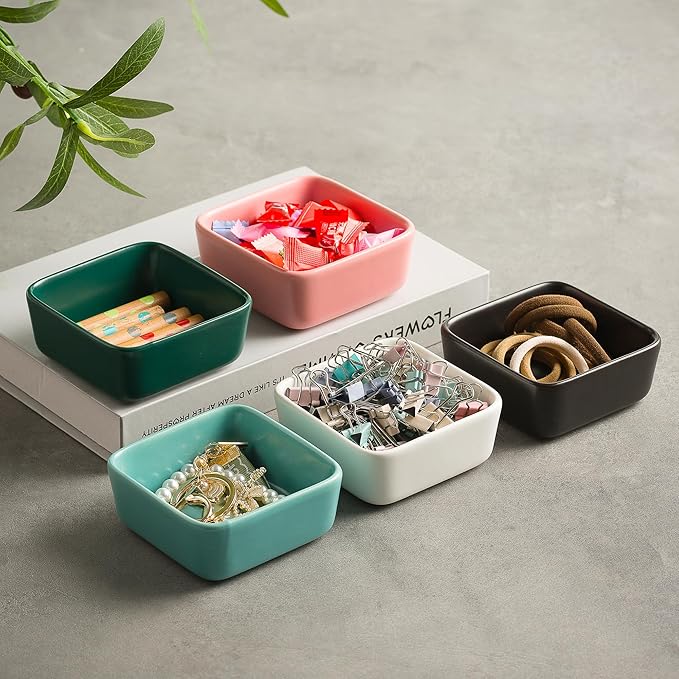 Ceramic Paper Clip Holder for Desk Cute Binder Holder Paperclip Holders for Office Paper Clips Dispenser Organizer desk décor (white)