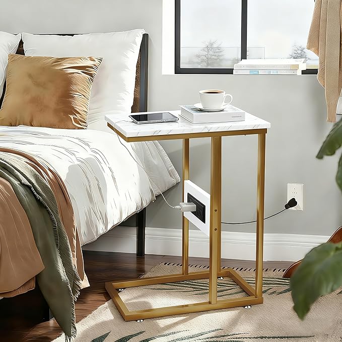 VECELO C Shaped End Side Table with Charging Station & Power Outlets for Couch Sofa/Bed, Snack TV Tray with Metal Frame for Living Room Bedroom 1 PCS Gold