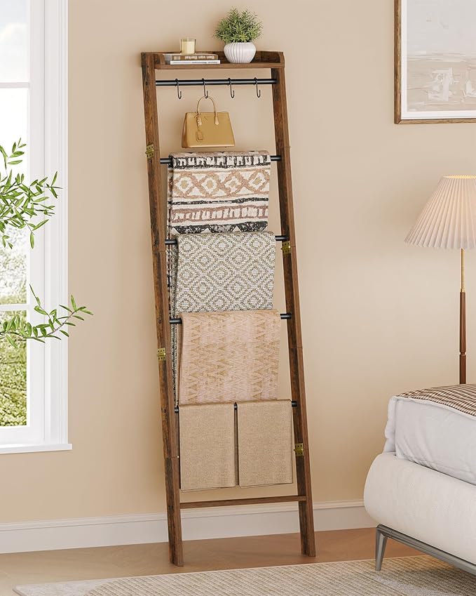 Blanket Ladder Shelf, Decorative Quilt Rack, 7-Tier Farmhouse Ladder Holder Organizer with 4 Removable Hooks, Rustic Brown BR36801B