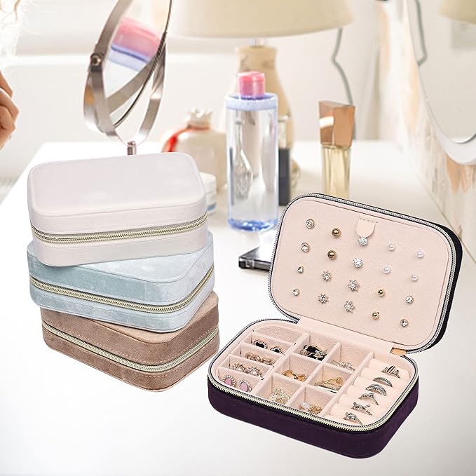 Dajasan Mini Travel Jewelry Case, Small Portable Travel Jewelry Organizer Box, Velvet Jewelry Gift Box for Women Girls (Modena)