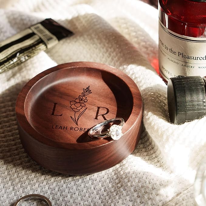 Walnut Wood Ring Holder, Engraved Jewelry Dish and Storage Tray, Unique Gift for Her, Valentine’s Day Gift (Customize, round)
