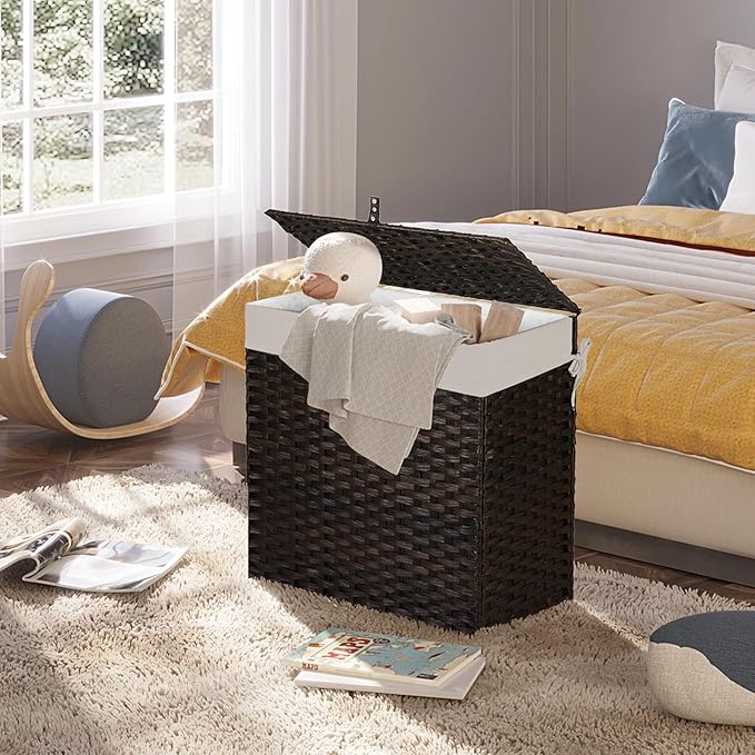 Greenstell Laundry Hamper with Lid, 125L Large Clothes Hamper with 3 Section & 2 Section Removable Liner Bags & 5 Mesh Laundry Bags, Handwoven Synthetic Rattan Divided Laundry Basket, Brown