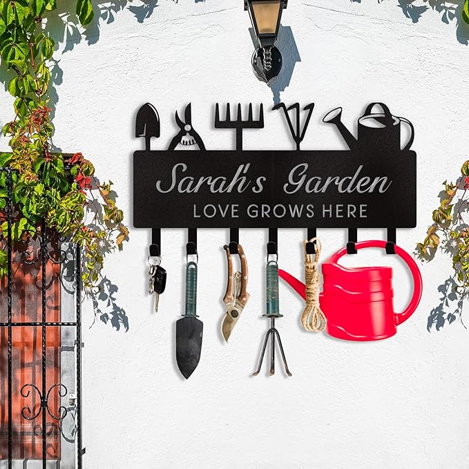 Personalized Key Holder for Wall, Custom Name Wall Mounted Black Key Hanger with Horticultural Garden Design, Key Racks Organizer for Hallway Entryway Front Door Storeroom Decor