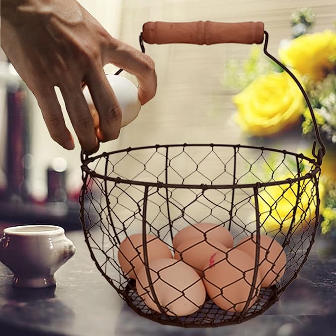 TAIANLE. Farmhouse Wire Egg Basket for Gathering Fresh Eggs with Handle, Round Metal Egg Collecting Basket Vintage Style Countertop Storage Container Holder Fruit Bin