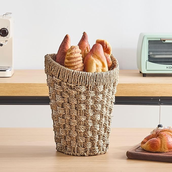 Woven Front Door Basket Seagrass Wall Hanging Basket Decorative Boho Mounted Organizer for Dried Flower Plants Storage Basket for Garden, Home, and Farmhouse Décor