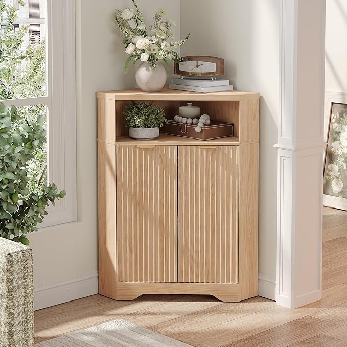 Vabches Corner Cabinet, Corner Bathroom Cabinet with Open Storage, Modern Fluted Storage Cabinet with 2 Doors and Adjustable Shelf, Space Saver for Bathroom, Kitchen, Living Room, Pantry, Natural