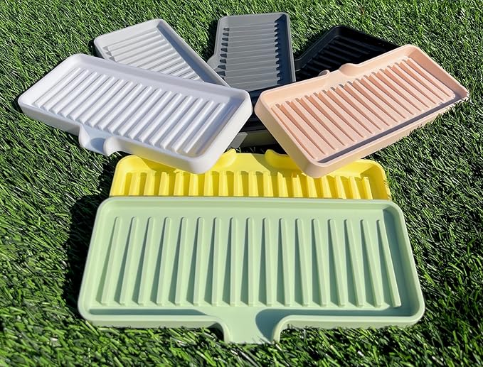 Happitasa Silicone Soap Dish Tray and Sponge Holder with Drain Chute | Bathroom and Kitchen Sink Organizer Caddy (Pistachio, 9"x3.5", 5.6 Ounces)