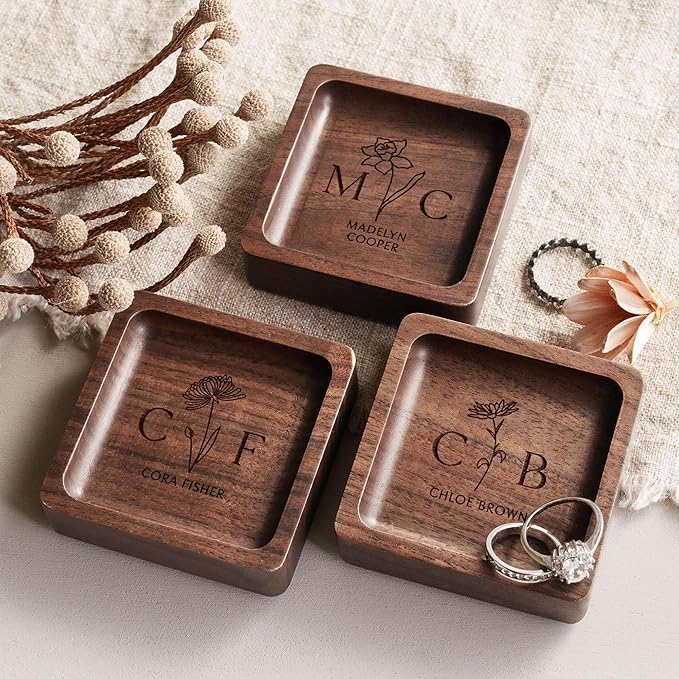 Walnut Wood Ring Holder (Customize), Engraved Jewelry Dish and Storage Tray, Personalized Gift for Her, Valentine’s Day Gift